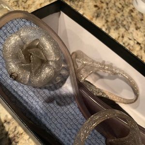 RARE...Tong Auth Chanel Jelly Flats💞💞🥳